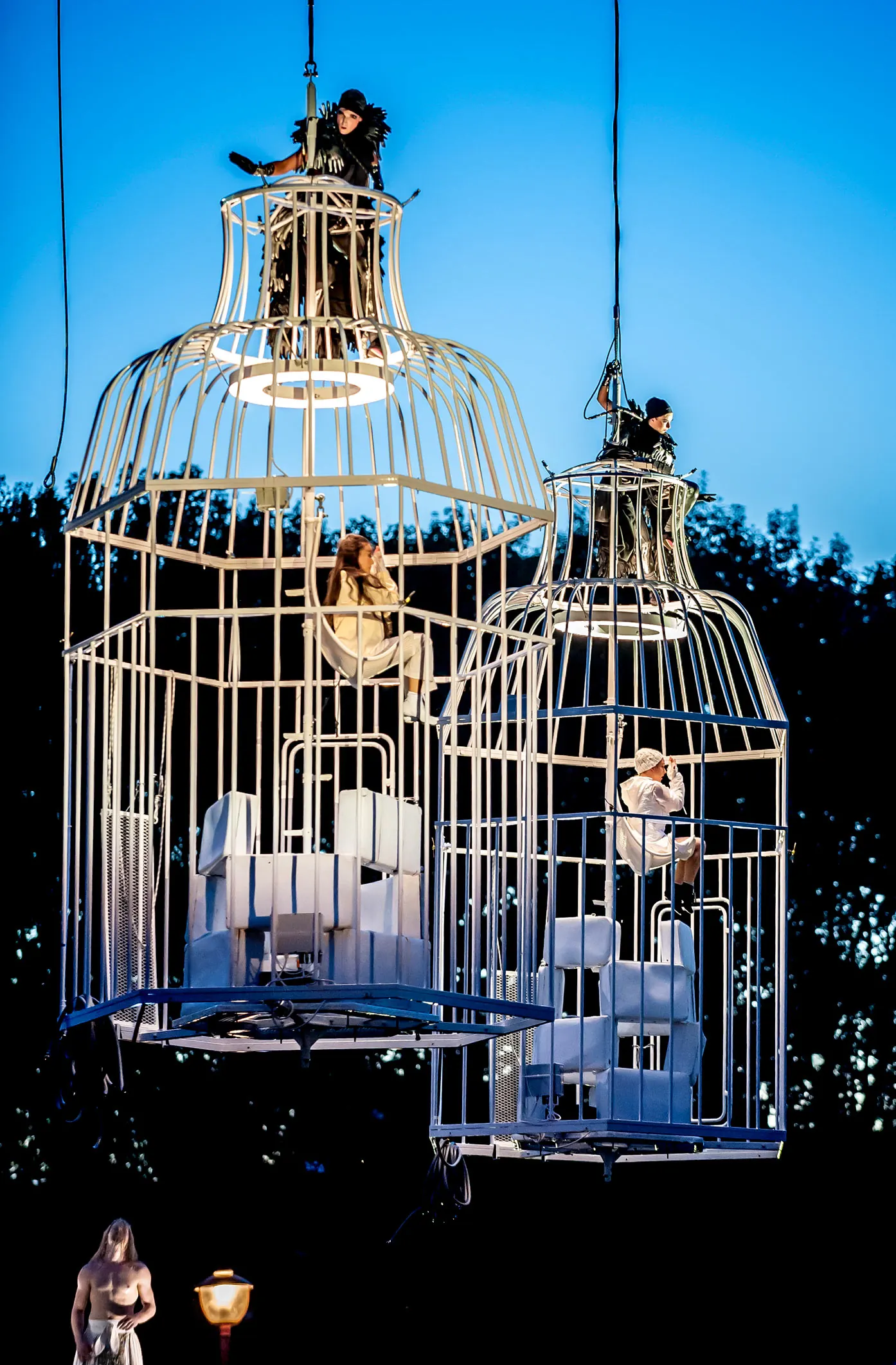 Cages, Foto 6