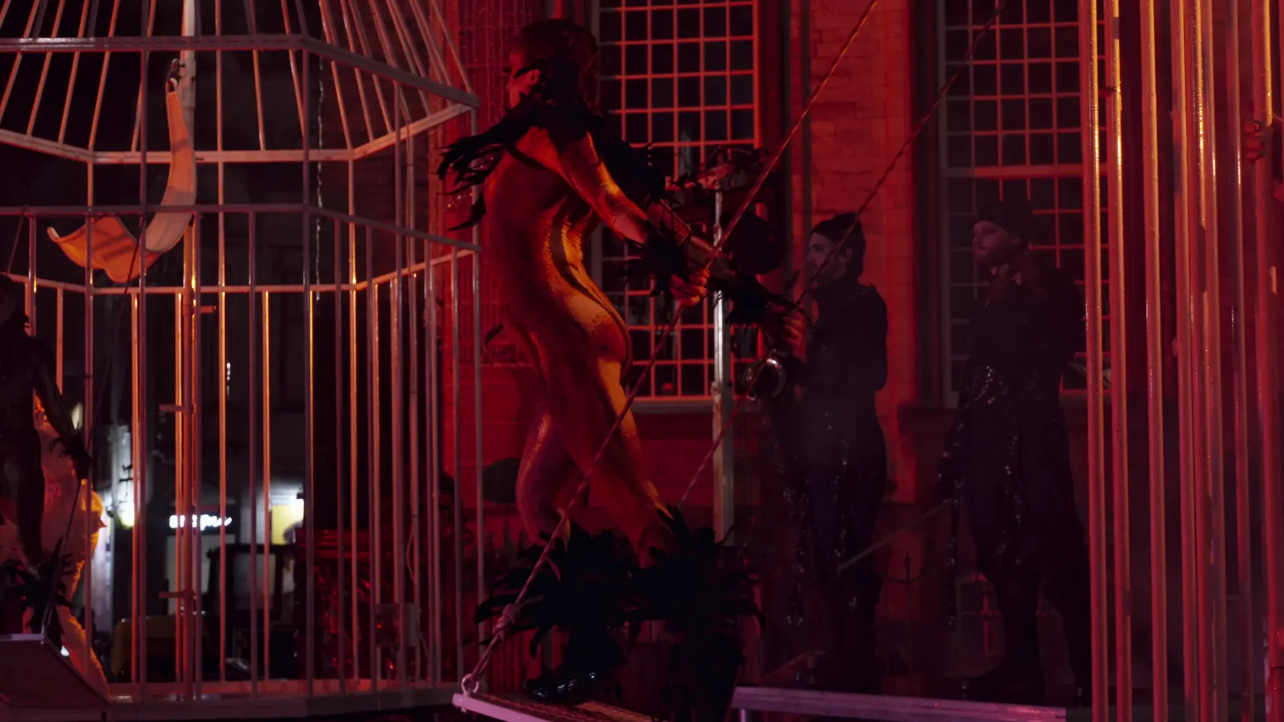 Cage Fantastique, Foto 27