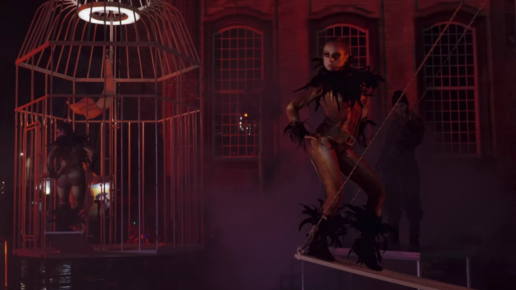 Cage Fantastique, Foto 28