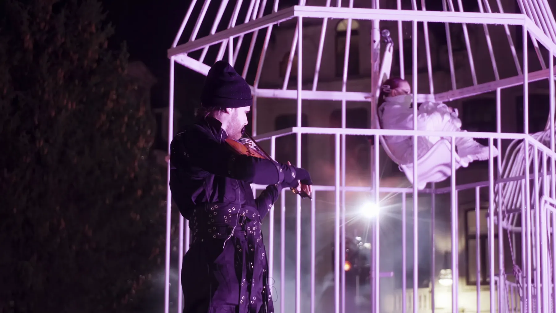 Cage Fantastique, Foto 16